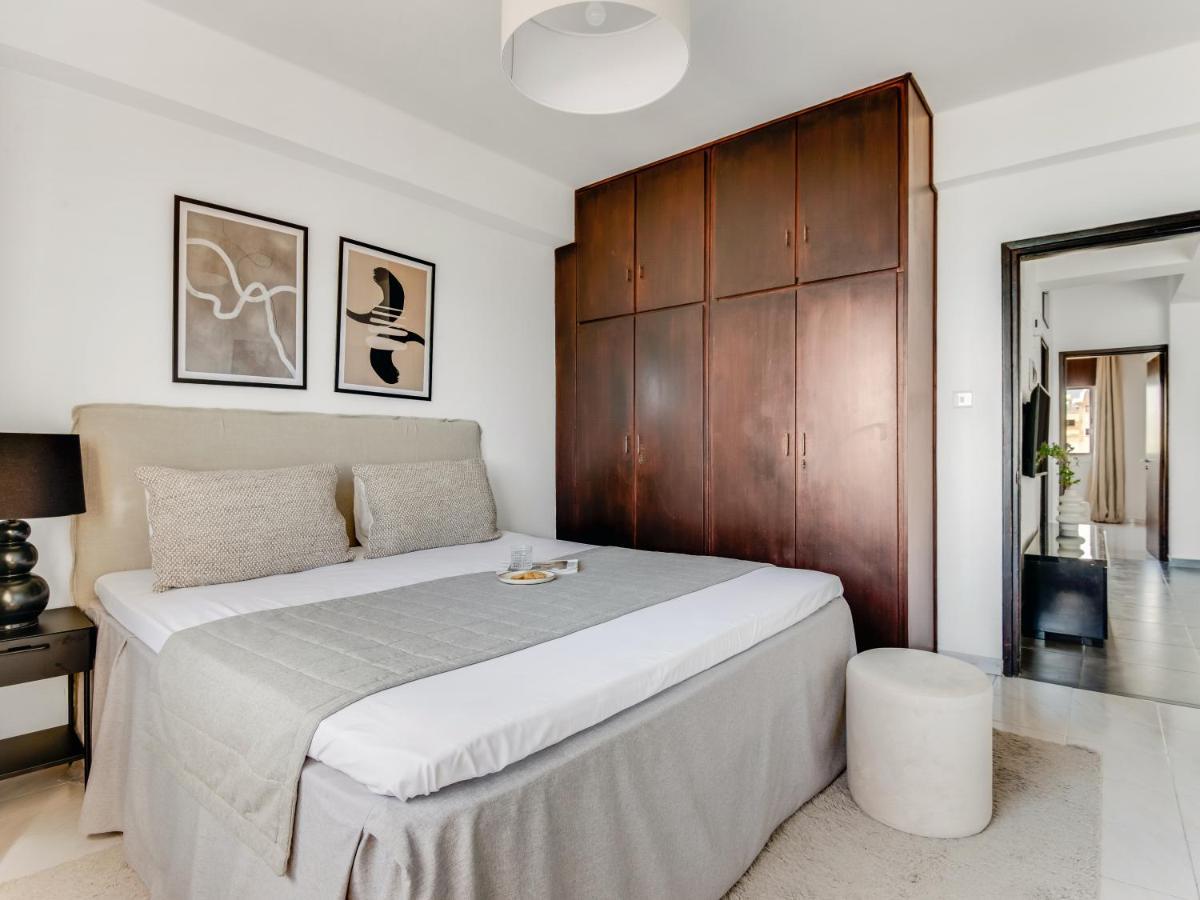 Sanders Kanika Sea Forum - Adorable 2-Bedroom Apartment With Sea View Limassol Bagian luar foto