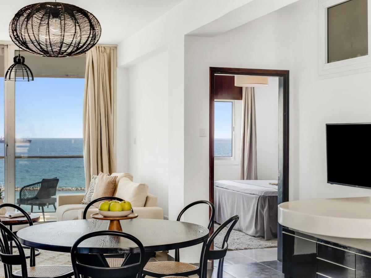 Sanders Kanika Sea Forum - Adorable 2-Bedroom Apartment With Sea View Limassol Bagian luar foto